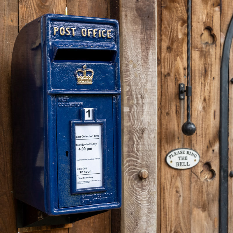 Scottish Post Box Crown in Royal Blue.