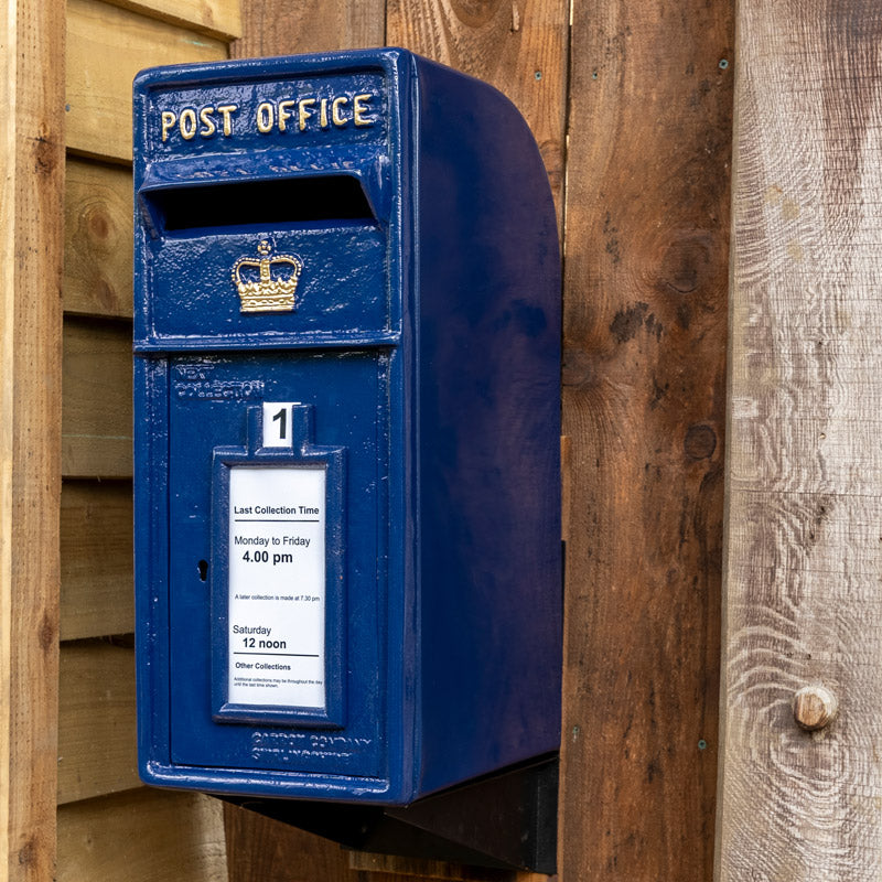 Scottish Post Box Crown in Royal Blue.