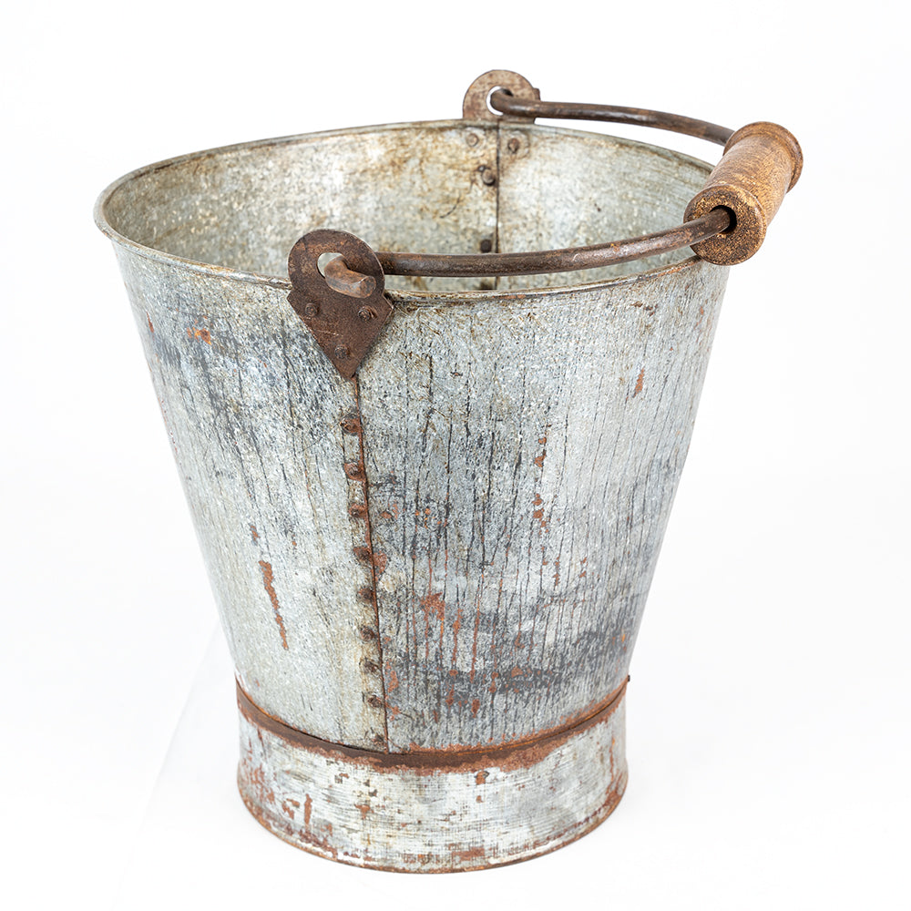 Vintage Metal Pail Garden Bucket.