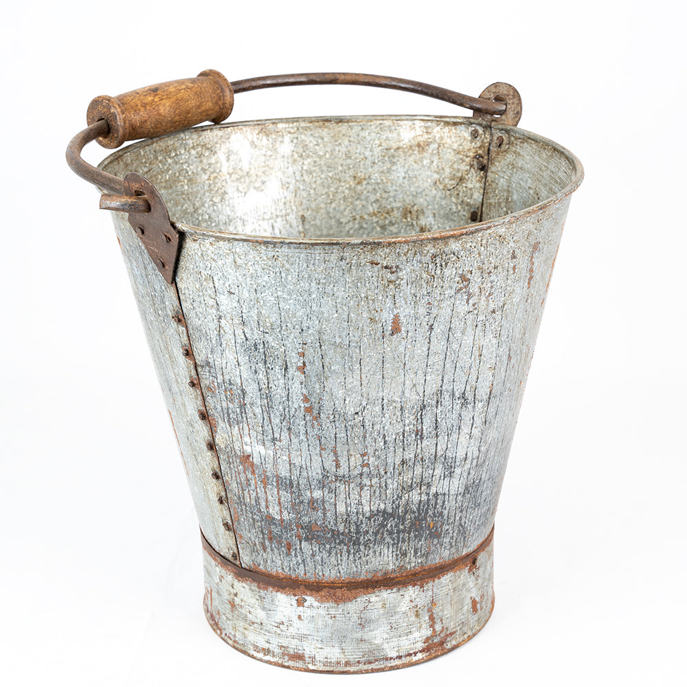Vintage Metal Pail Garden Bucket.