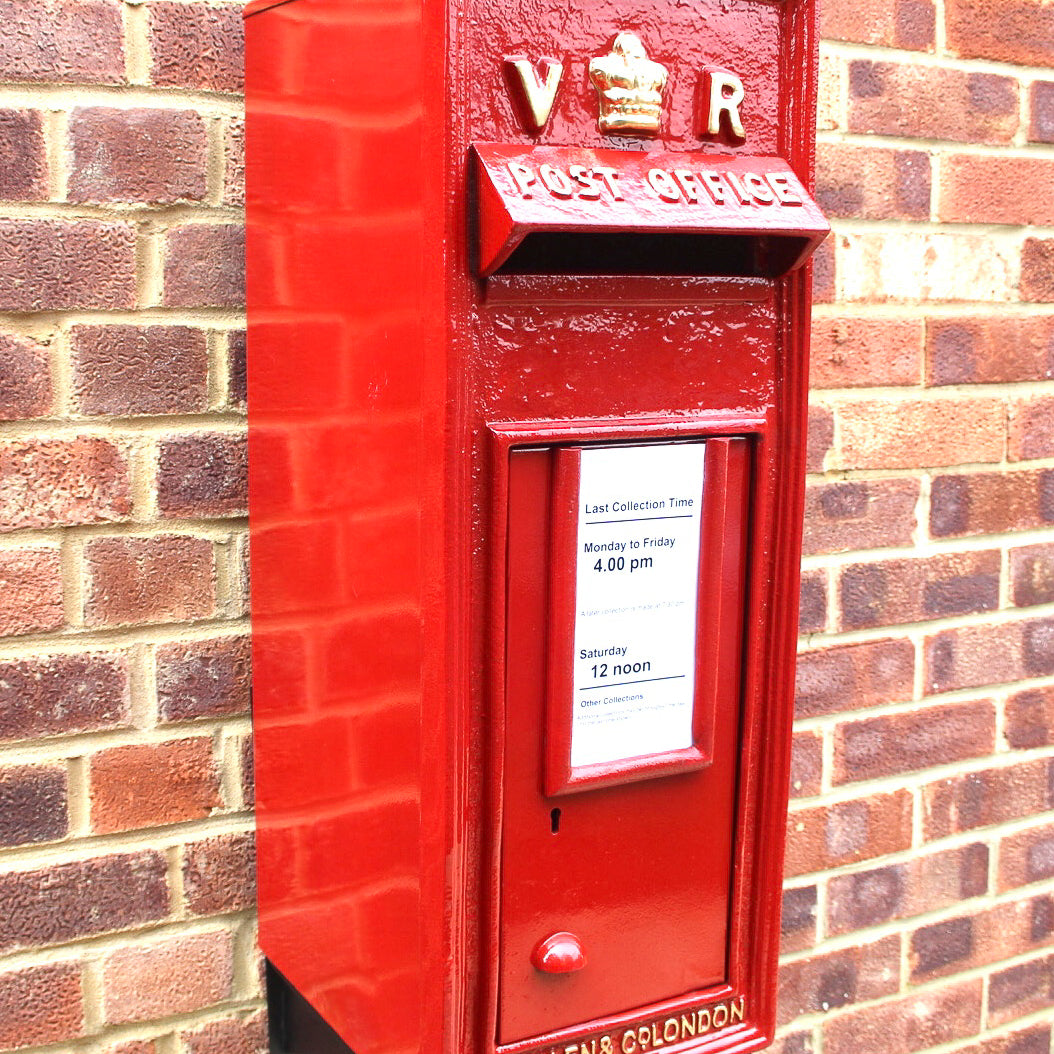 Victorian Regina Cast Iron VR Post Box.