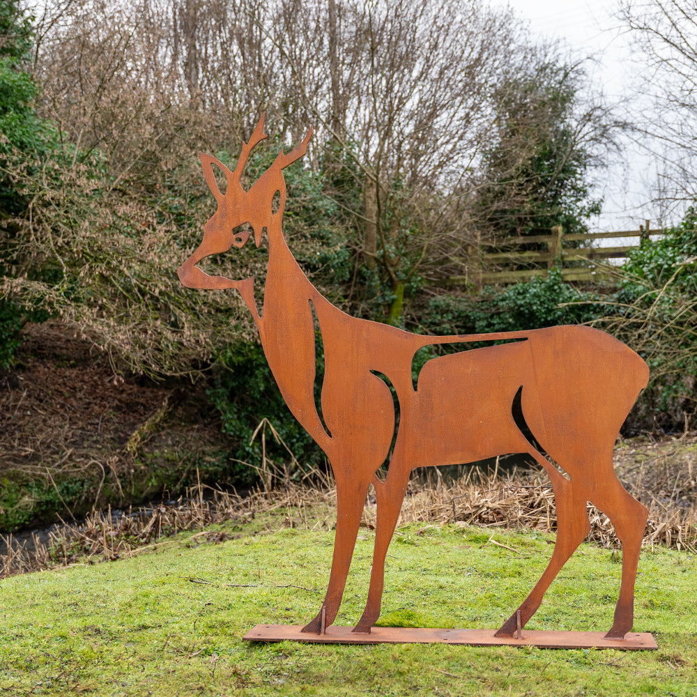 Metal Deer Silhouette Statue.