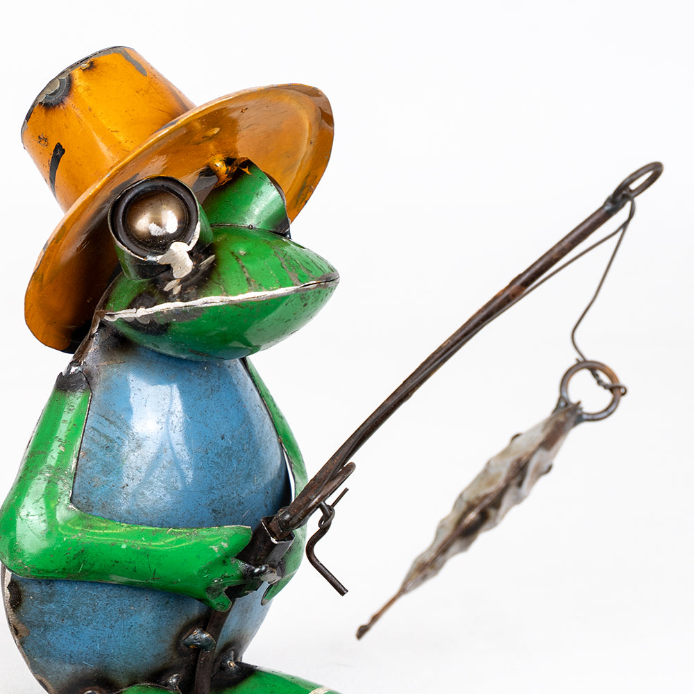 Recycled / Upcycled Tin Frog Fishing Sculpture.