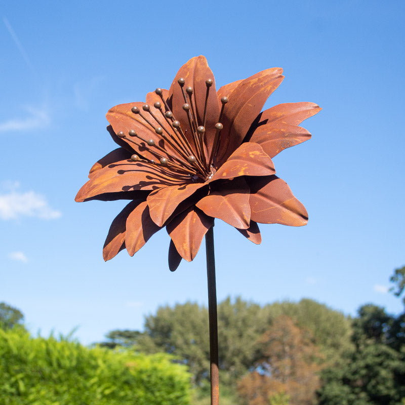 Rusted Metal Flowers Garden Stake Set of 4.
