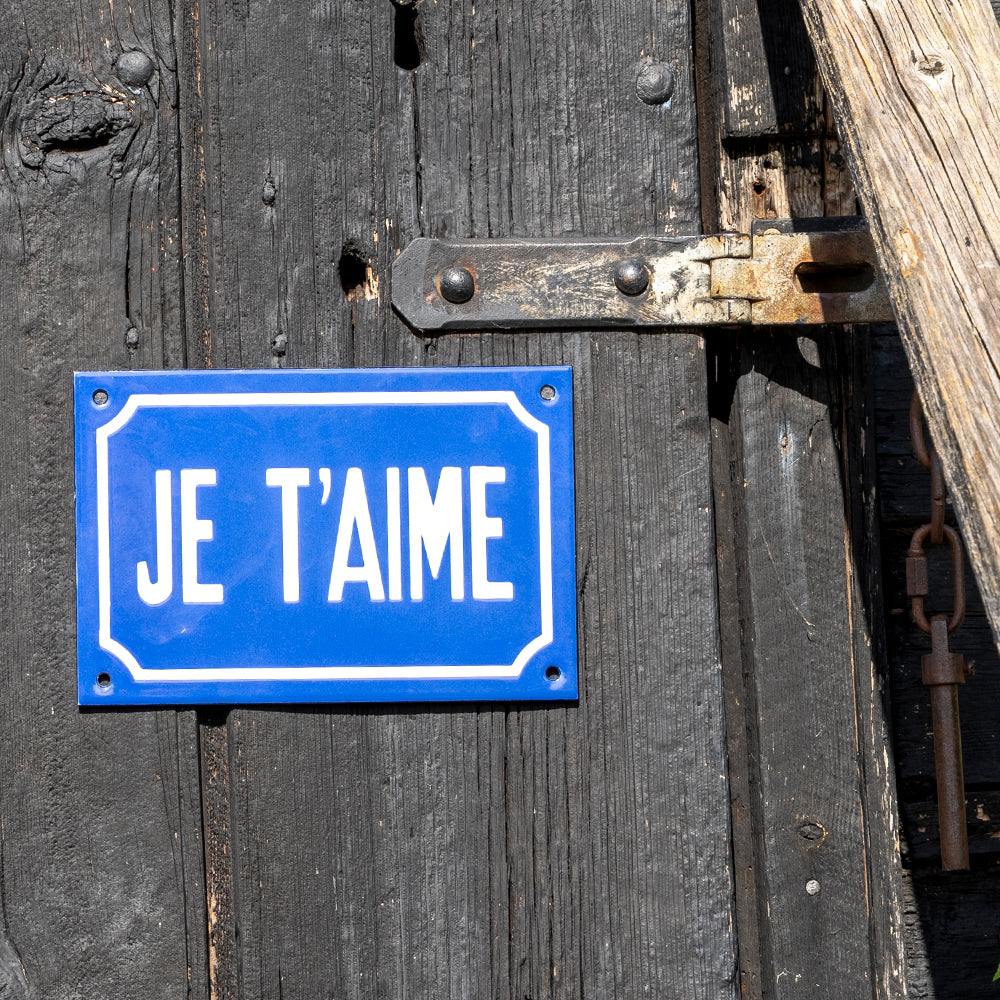 Je T'aime" Blue Vitreous Sign | French-Style Enamel Plate.