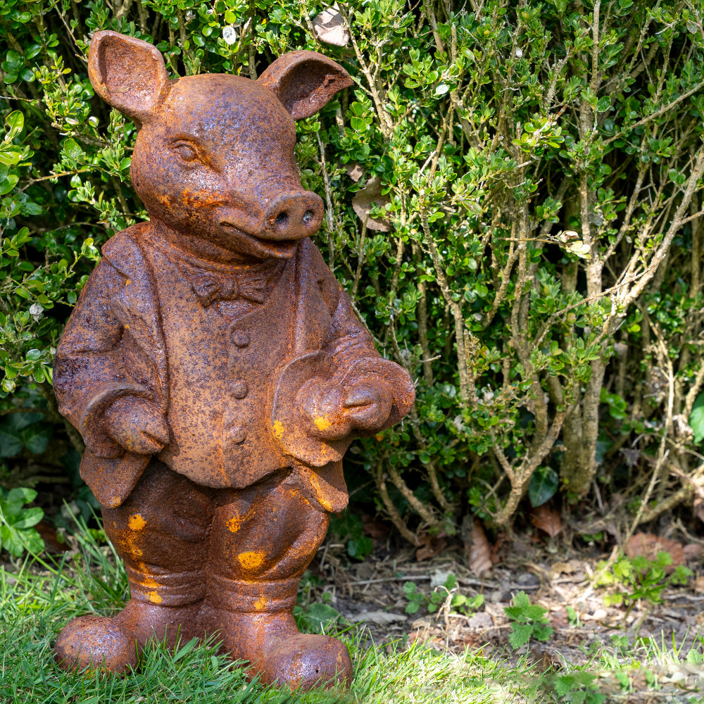 Mr Pig Statue.