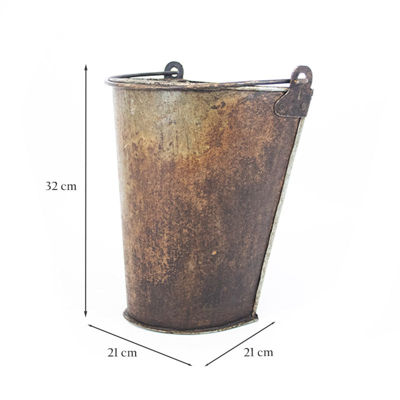 Rustic Wall Hanging Metal Planter.