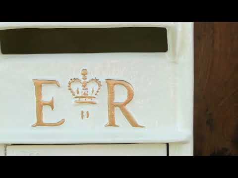 Elizabeth Regina White ER Post Box.