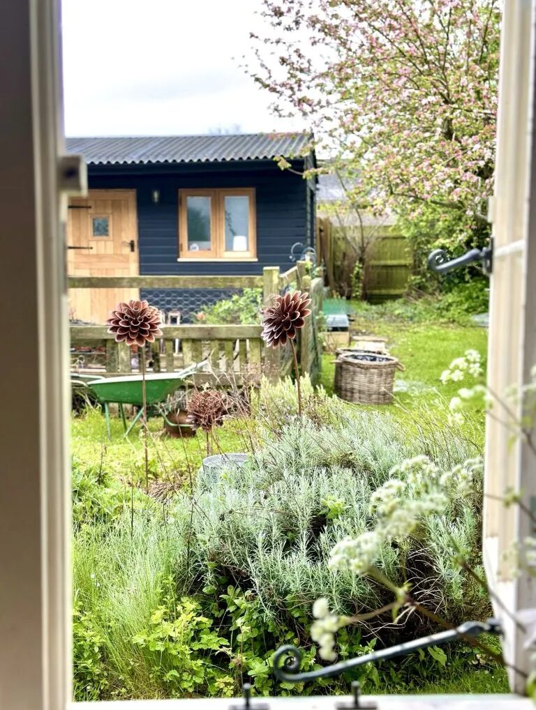 English country cottage