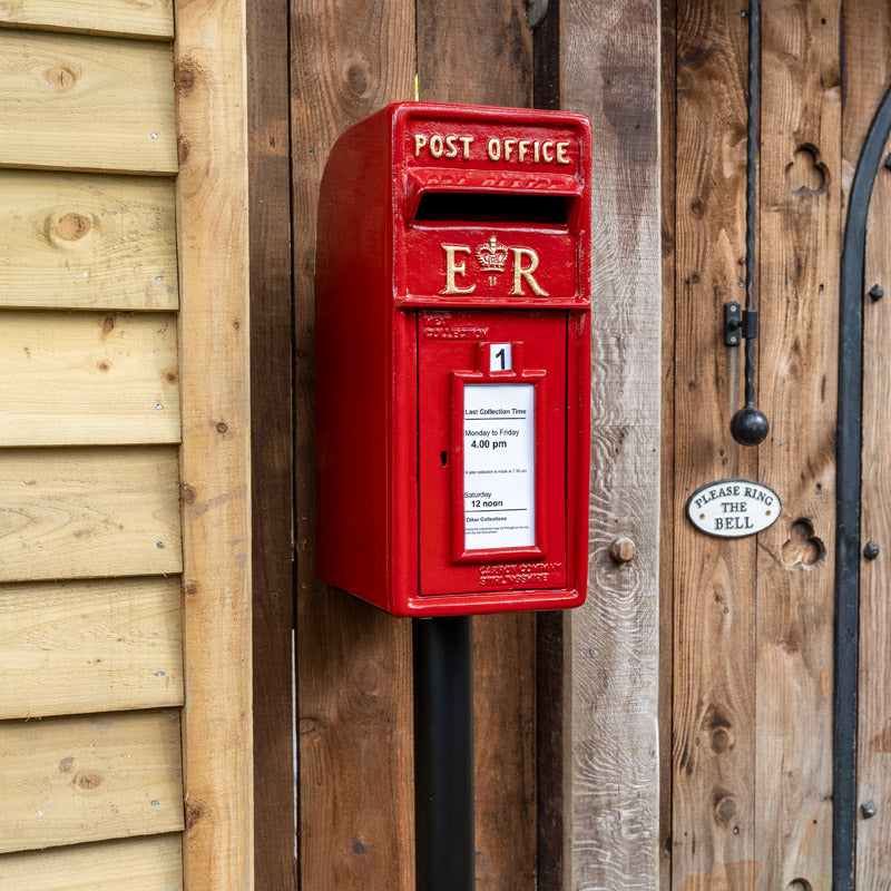 E R Post Box Sign Elizabeth Regina Red ER Post Box – Forge & Foundry Limited
