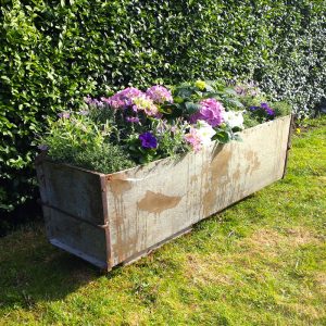 MUTED CLAY 44cm SQUARE LARGE WOODEN GARDEN PLANTER TROUGH PLANT POT FREE LINING 